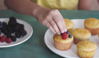 Muffins with berries on top