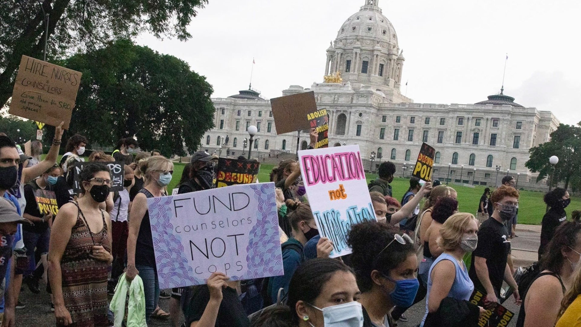 Group protesting at the capitol