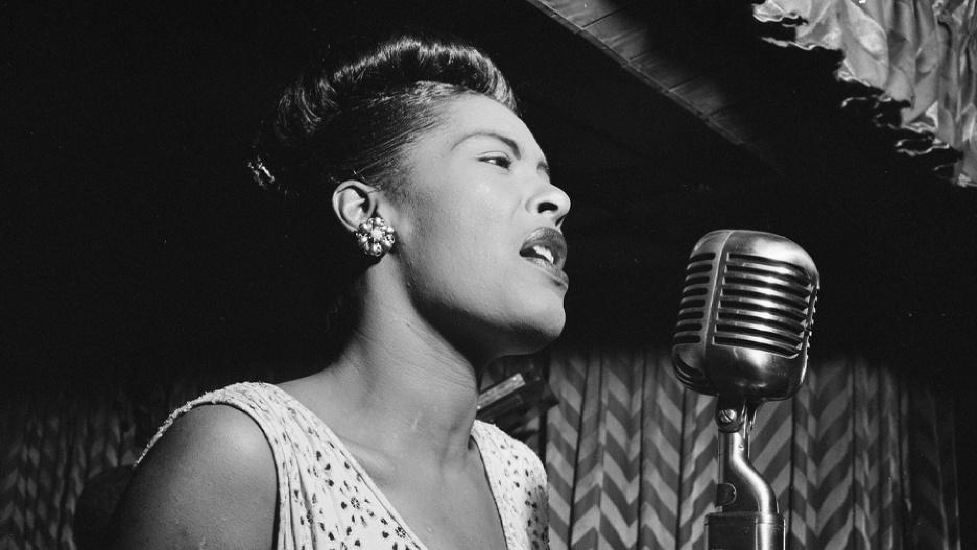 billie holiday singing